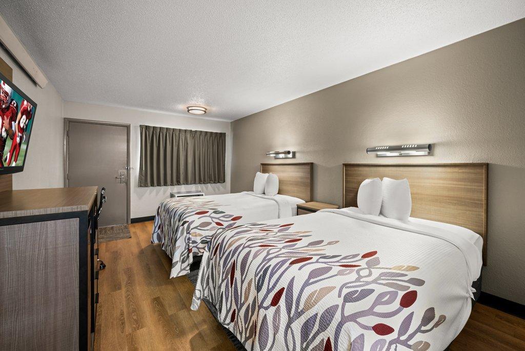 Red Roof Inn Detroit - Royal Oak/מדיסון הייטס מראה חיצוני תמונה