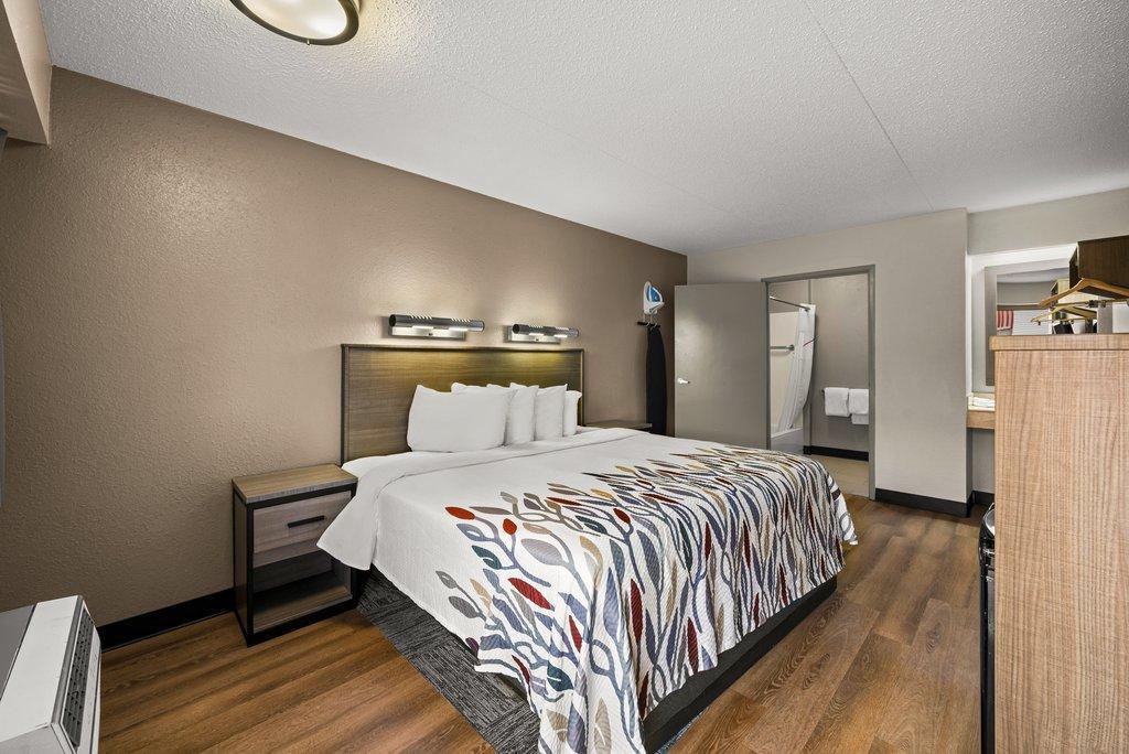 Red Roof Inn Detroit - Royal Oak/מדיסון הייטס מראה חיצוני תמונה