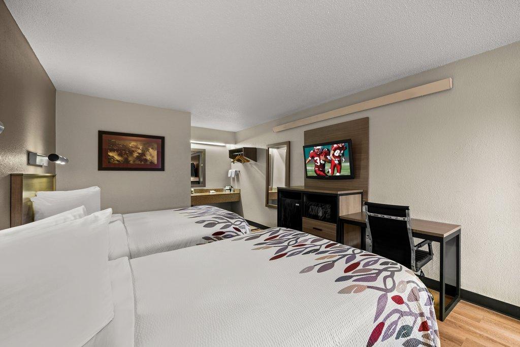 Red Roof Inn Detroit - Royal Oak/מדיסון הייטס מראה חיצוני תמונה