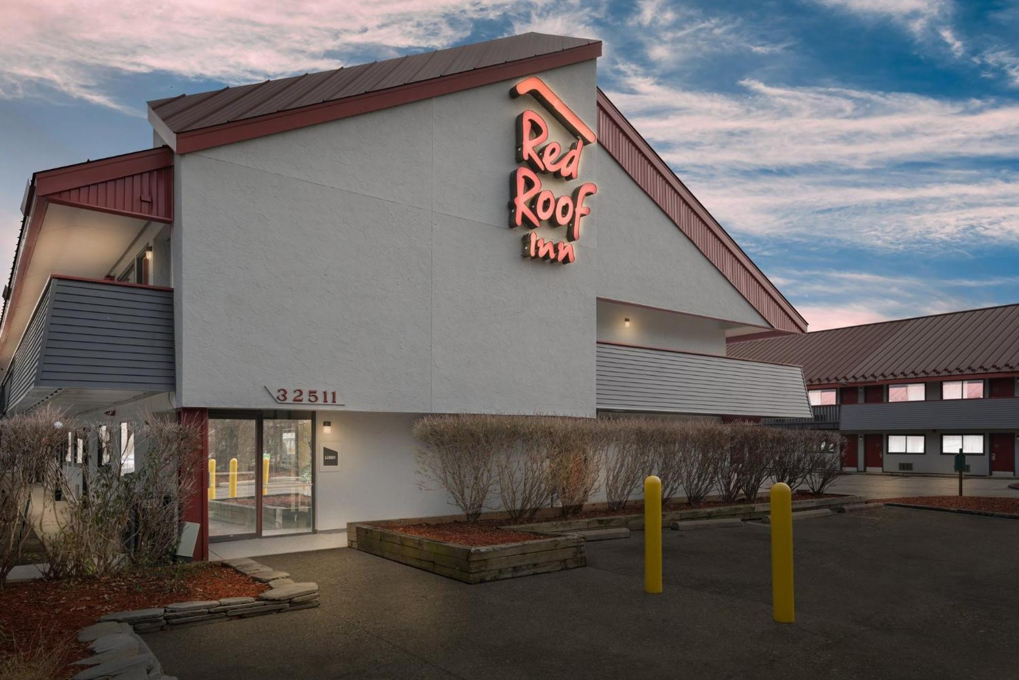 Red Roof Inn Detroit - Royal Oak/מדיסון הייטס מראה חיצוני תמונה